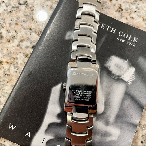 Kenneth Cole Watch - Picture 5 of 6